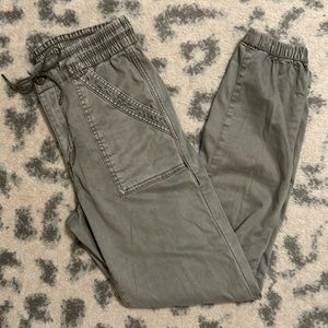 American Eagle Jogger Pants